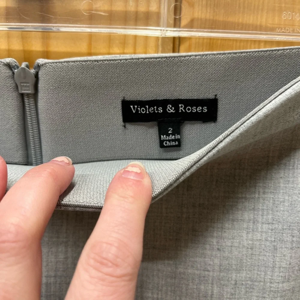 NWT Stitch Fix Violets & Roses Ruffle Pencil Skirt, 2